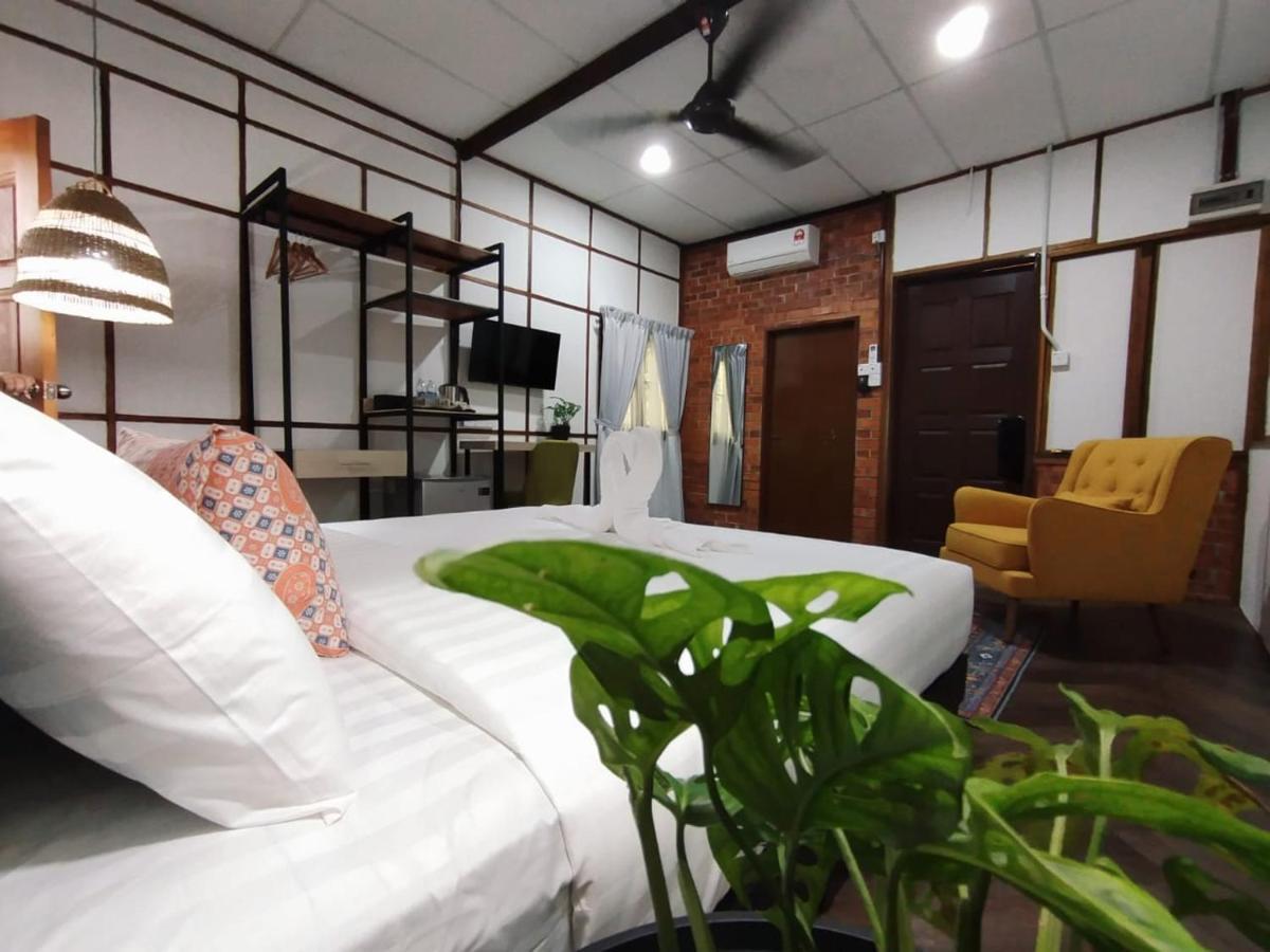 Api-api Eco Resort Pantai Kok Exterior foto